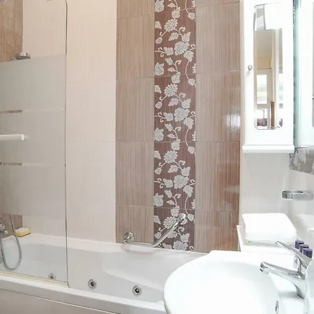 Charming 3 Bedroom In City Centre * Lisboa