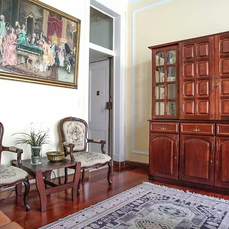 Charming 3 Bedroom In City Centre Apartmán