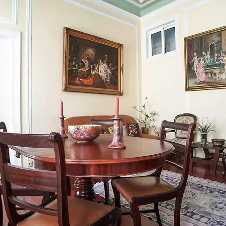 Charming 3 Bedroom In City Centre Apartman Lisboa